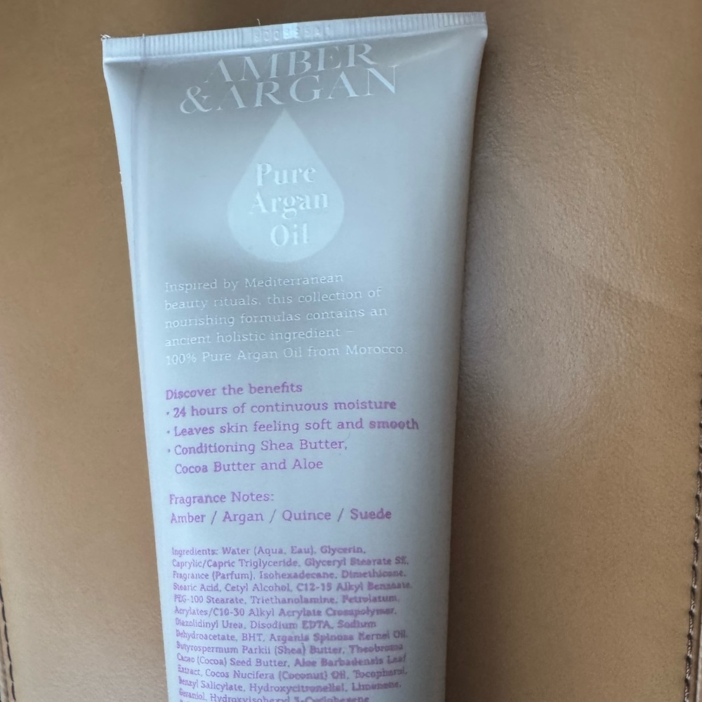 Bath & Body Works Amber & Argan Body Cream 8 oz Retired Rare Scent New - Picture 3 of 4